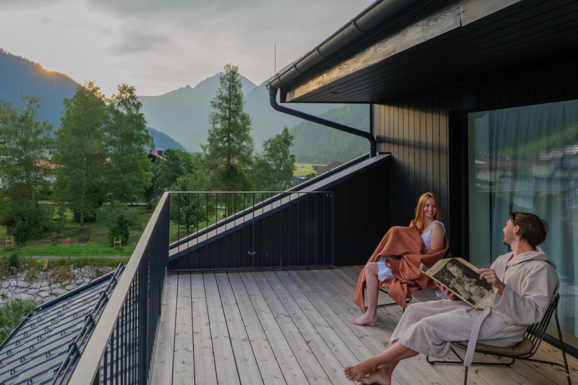 Posthotel Lechtal, Arlberg Хольцгау Экстерьер фото