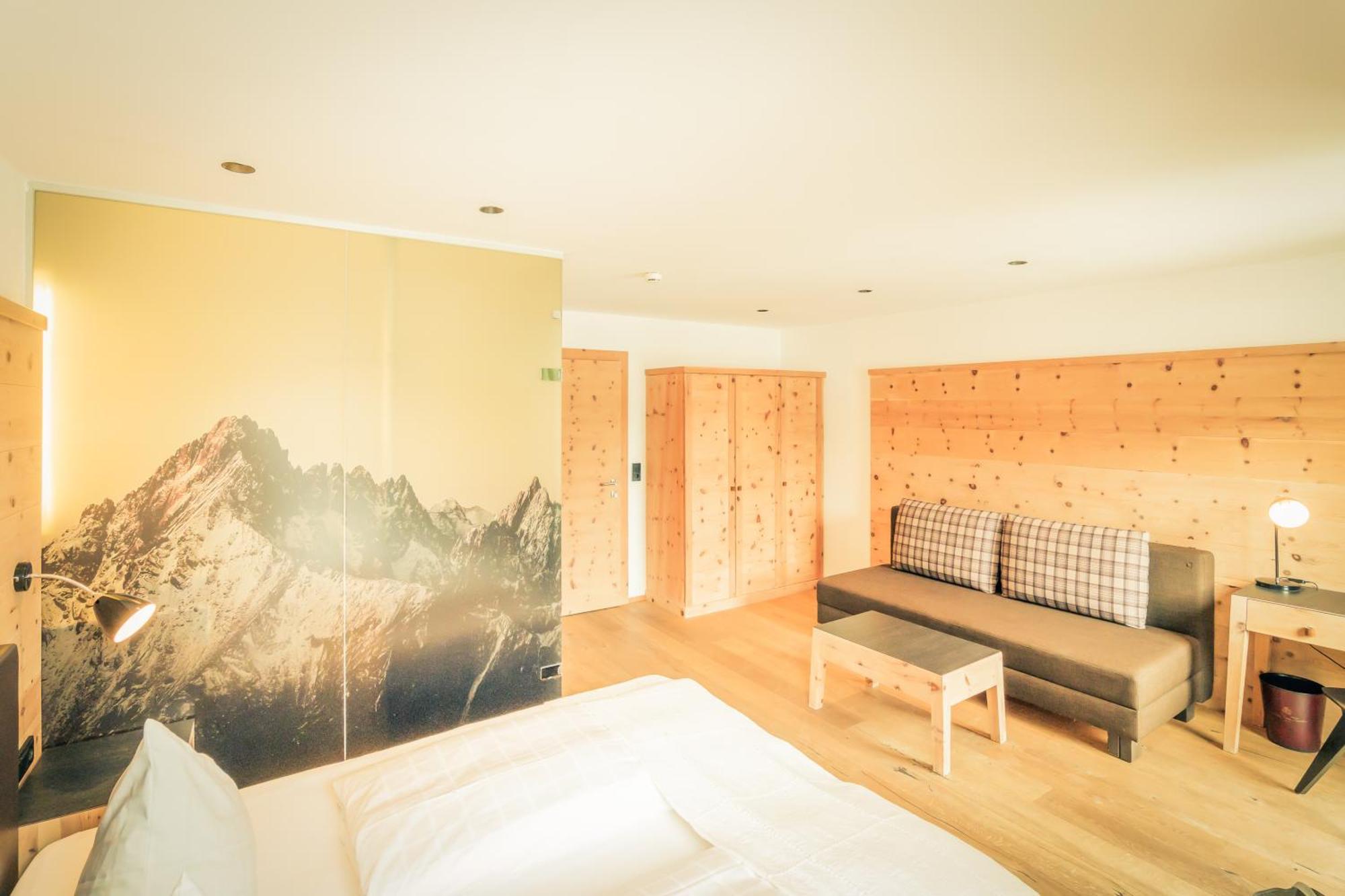 Posthotel Lechtal, Arlberg Хольцгау Экстерьер фото