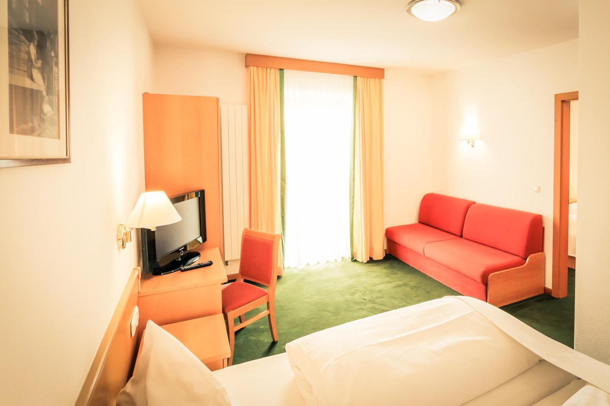 Posthotel Lechtal, Arlberg Хольцгау Экстерьер фото